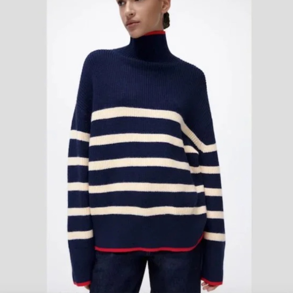 ZARA STRIPED KNIT SWEATER, Small